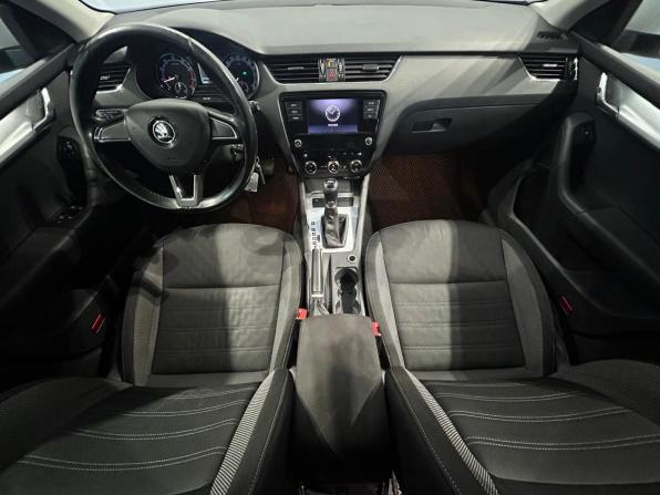 Skoda Octavia III (A7) Рестайлинг с пробегом 2017 года, цена 1 657 000 рублей, 169778 км, лифтбек, Автокод Объявления