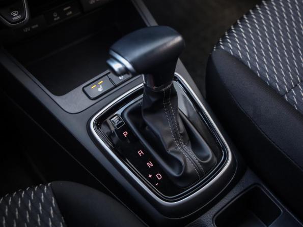 Kia Rio IV с пробегом 2019 года, цена 1 399 782 рубля, 116169 км, хэтчбек, Автокод Объявления