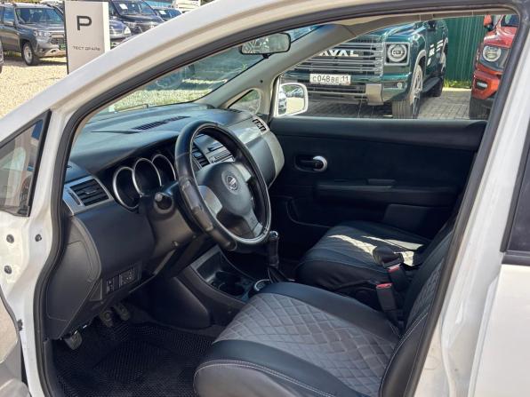 Nissan Tiida I Рестайлинг с пробегом 2011 года, цена 370 000 рублей, 352282 км, седан, Автокод Объявления