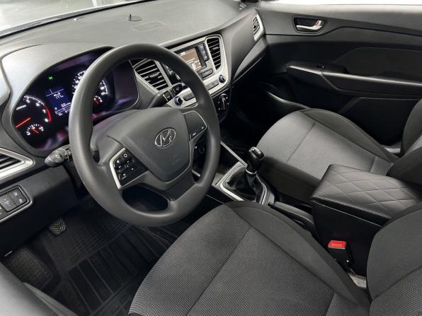 Hyundai Solaris II с пробегом 2019 года, цена 1 350 000 рублей, 81000 км, седан, Автокод Объявления