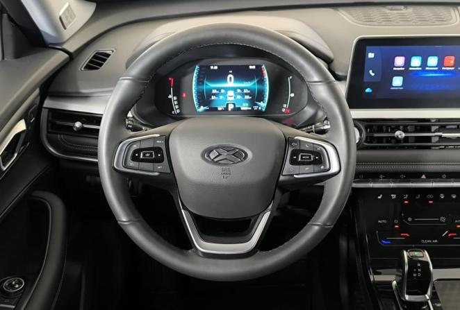 Xcite X-Cross 7 с пробегом 2024 года, цена 1 820 000 рублей, 10023 км, внедорожник, Автокод Объявления