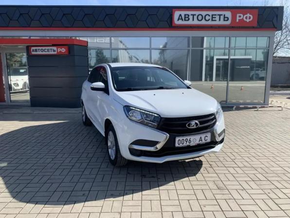 Lada (ВАЗ) XRAY I с пробегом 2017 года, цена 779 900 рублей, 99323 км, хэтчбек, Автокод Объявления