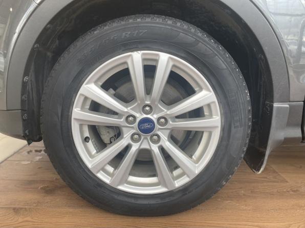 Ford Kuga II Рестайлинг с пробегом 2018 года, цена 1 799 000 рублей, 80089 км, внедорожник, Автокод Объявления