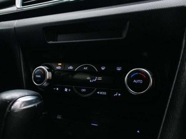 Mazda Axela III с пробегом 2015 года, цена 1 189 000 рублей, 141605 км, хэтчбек, Автокод Объявления