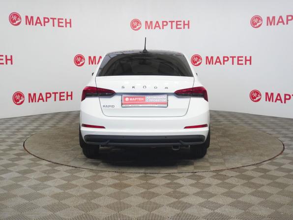 Skoda Rapid II с пробегом 2021 года, цена 1 700 000 рублей, 29526 км, лифтбек, Автокод Объявления