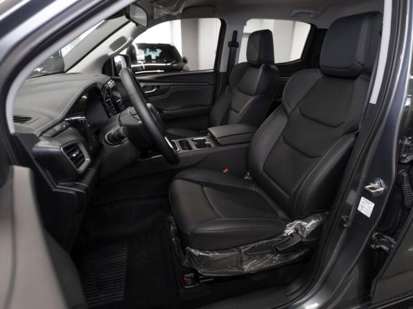 Isuzu D-Max III с пробегом 2025 года, цена 4 900 000 рублей, 30 км, пикап, Автокод Объявления