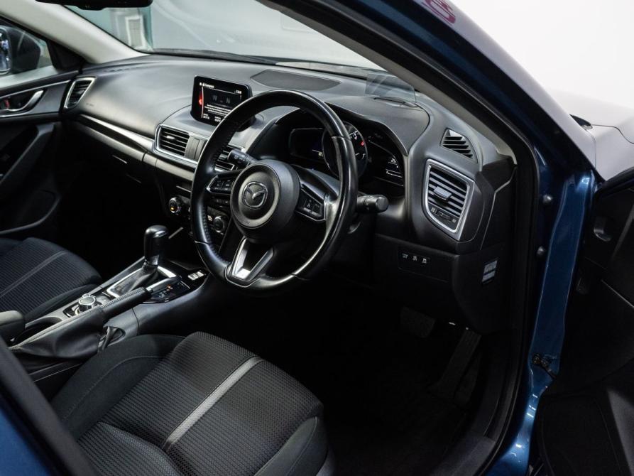 Mazda Axela III Рестайлинг Тюмень  - изображение 10