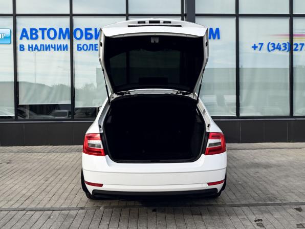 Skoda Octavia III (A7) Рестайлинг с пробегом 2020 года, цена 1 749 000 рублей, 133827 км, лифтбек, Автокод Объявления
