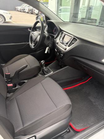 Hyundai Solaris II Рестайлинг с пробегом 2021 года, цена 1 620 000 рублей, 49083 км, седан, Автокод Объявления