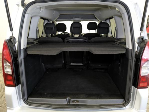 Opel Combo PCMA с пробегом 2021 года, цена 1 845 000 рублей, 82804 км, компактвэн, Автокод Объявления