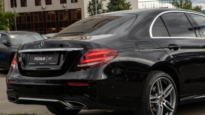 Mercedes-Benz E-Класс V (W213 S213 C238) с пробегом 2019 года, цена 3 628 000 рублей, 45052 км, седан, Автокод Объявления