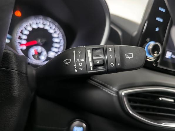 Hyundai Santa Fe IV Рестайлинг с пробегом 2022 года, цена 3 455 000 рублей, 36571 км, внедорожник, Автокод Объявления