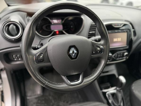 Renault Kaptur I с пробегом 2017 года, цена 1 322 000 рублей, 100148 км, внедорожник, Автокод Объявления