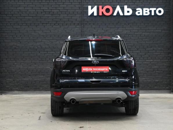 Ford Kuga II Рестайлинг с пробегом 2019 года, цена 1 700 000 рублей, 194960 км, внедорожник, Автокод Объявления