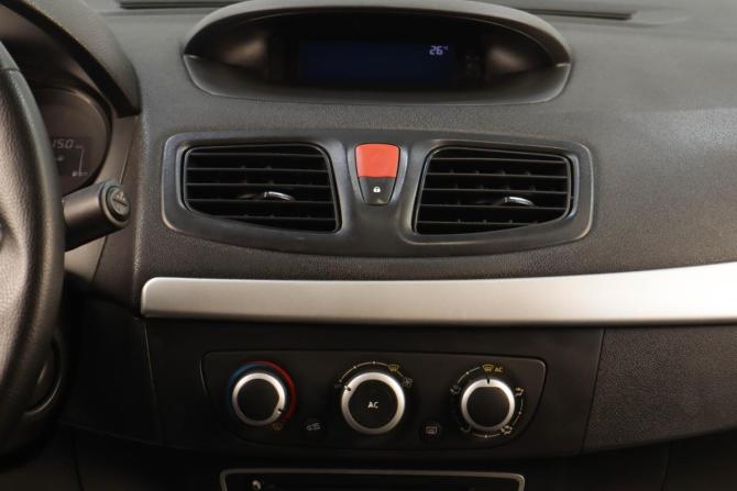 Renault Fluence I с пробегом 2011 года, цена 629 000 рублей, 280000 км, седан, Автокод Объявления