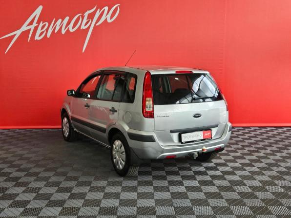 Ford Fusion I Рестайлинг с пробегом 2008 года, цена 265 000 рублей, 260552 км, хэтчбек, Автокод Объявления