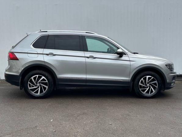 Volkswagen Tiguan II с пробегом 2018 года, цена 2 360 000 рублей, 109259 км, внедорожник, Автокод Объявления