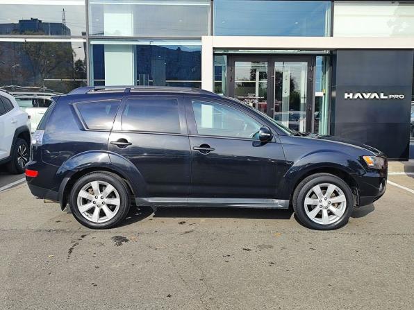 Mitsubishi Outlander II Рестайлинг с пробегом 2011 года, цена 1 089 000 рублей, 223400 км, внедорожник, Автокод Объявления