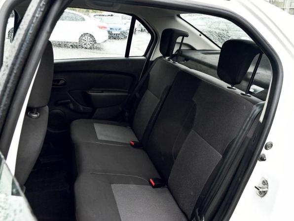 Renault Logan II Рестайлинг с пробегом 2020 года, цена 1 249 000 рублей, 66500 км, седан, Автокод Объявления