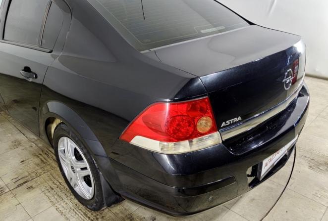 Opel Astra J Рестайлинг с пробегом 2013 года, цена 680 000 рублей, 177520 км, седан, Автокод Объявления