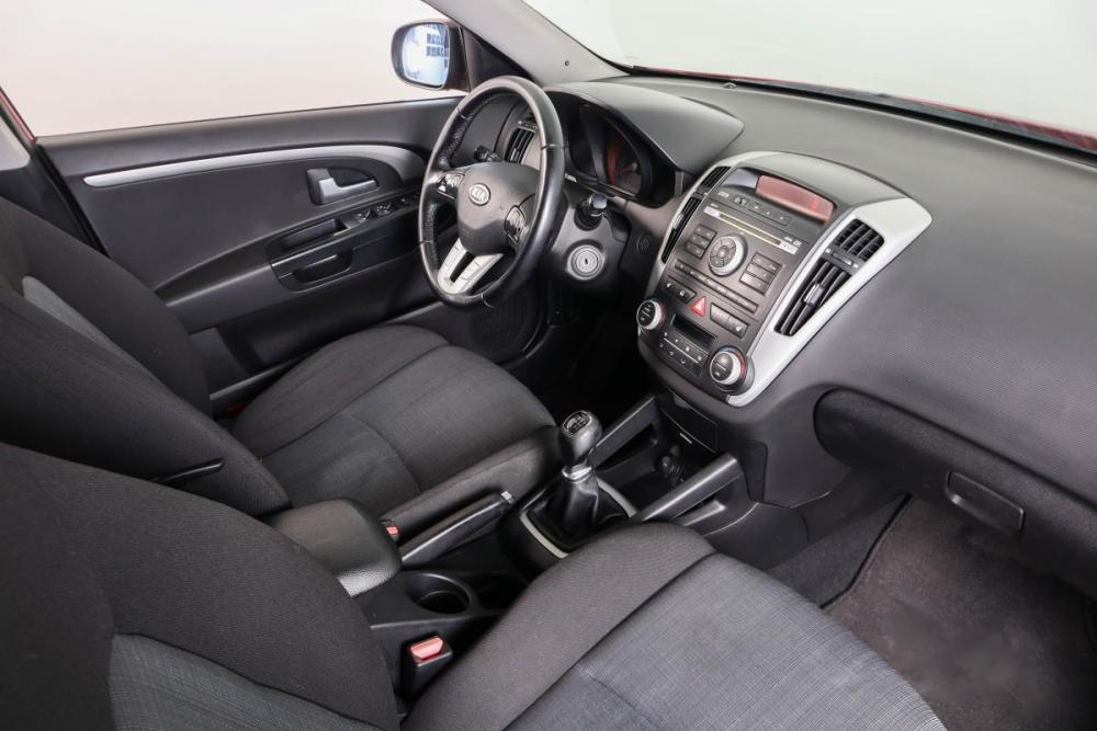 Kia Ceed I Рестайлинг Пермь  - изображение 12