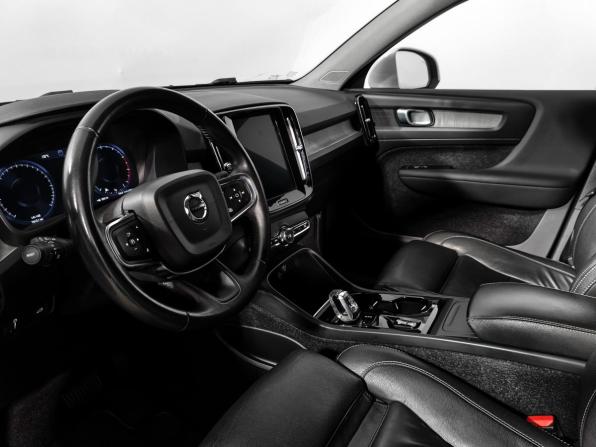 Volvo XC40 I с пробегом 2018 года, цена 2 650 000 рублей, 140931 км, внедорожник, Автокод Объявления