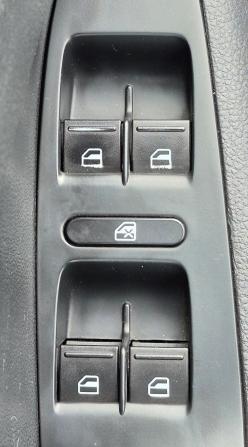 Volkswagen Jetta VI Рестайлинг с пробегом 2016 года, цена 1 130 000 рублей, 172000 км, седан, Автокод Объявления