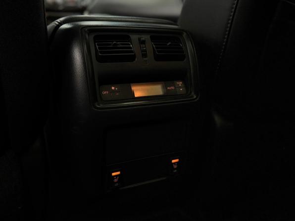 Nissan Pathfinder IV с пробегом 2015 года, цена 1 849 000 рублей, 141000 км, внедорожник, Автокод Объявления