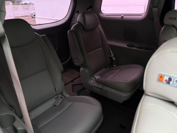 Kia Carnival III с пробегом 2019 года, цена 2 790 000 рублей, 137804 км, минивэн, Автокод Объявления