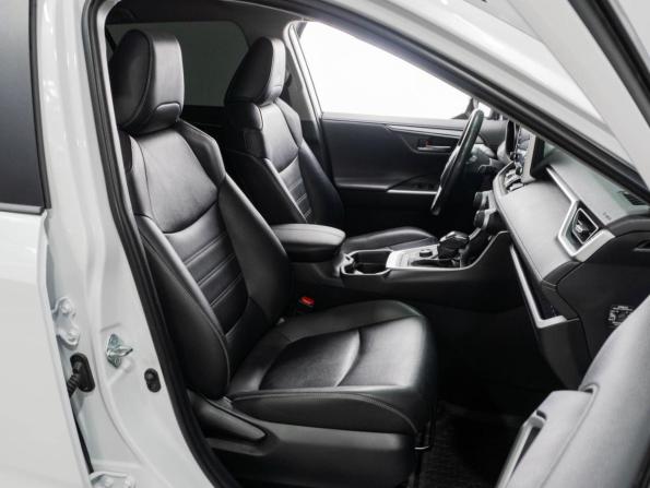 Toyota RAV4 V (XA50) с пробегом 2021 года, цена 3 299 000 рублей, 102121 км, внедорожник, Автокод Объявления