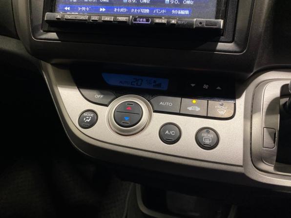 Honda Stream II Рестайлинг с пробегом 2011 года, цена 1 249 000 рублей, 158914 км, минивэн, Автокод Объявления