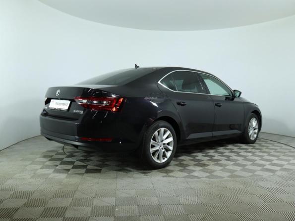Skoda Superb III Рестайлинг с пробегом 2019 года, цена 2 350 000 рублей, 94080 км, лифтбек, Автокод Объявления
