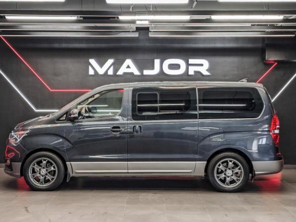 Hyundai H-1 II Рестайлинг 2 с пробегом 2019 года, цена 2 900 000 рублей, 149700 км, минивэн, Автокод Объявления
