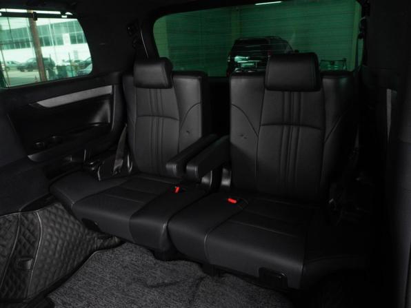 Toyota Vellfire II Рестайлинг с пробегом 2018 года, цена 5 165 000 рублей, 128486 км, минивэн, Автокод Объявления