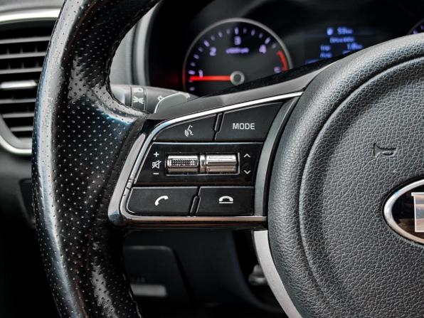 Kia Sportage IV Рестайлинг с пробегом 2018 года, цена 2 070 000 рублей, 96120 км, внедорожник, Автокод Объявления