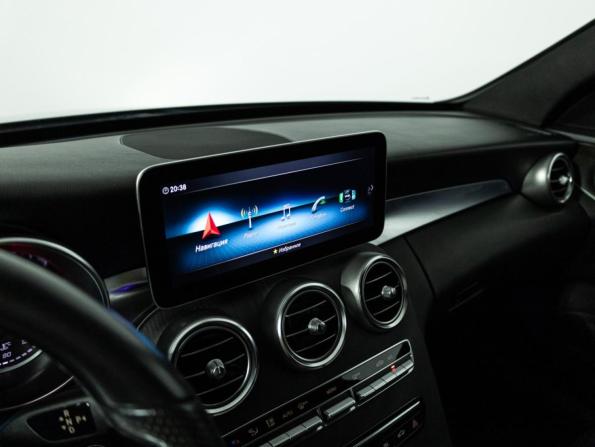 Mercedes-Benz C-Класс IV (W205) Рестайлинг с пробегом 2018 года, цена 2 749 585 рублей, 70051 км, седан, Автокод Объявления