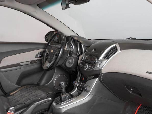 Chevrolet Cruze I Рестайлинг с пробегом 2013 года, цена 800 000 рублей, 144524 км, седан, Автокод Объявления