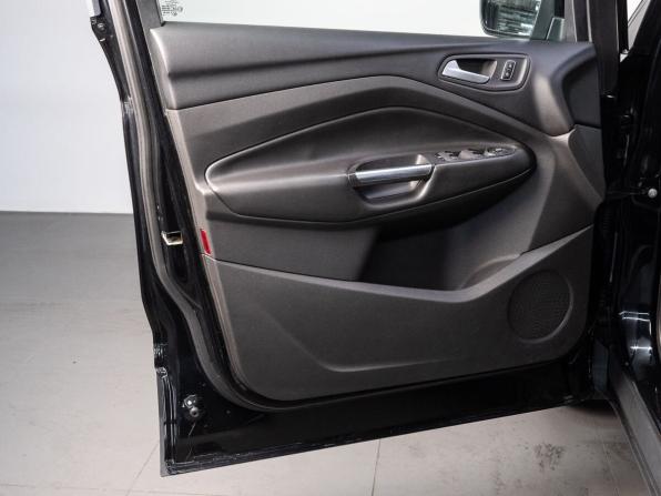 Ford Kuga II с пробегом 2013 года, цена 1 177 000 рублей, 133533 км, внедорожник, Автокод Объявления