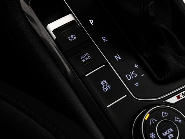 Volkswagen Tiguan II с пробегом 2017 года, цена 2 049 000 рублей, 143491 км, внедорожник, Автокод Объявления