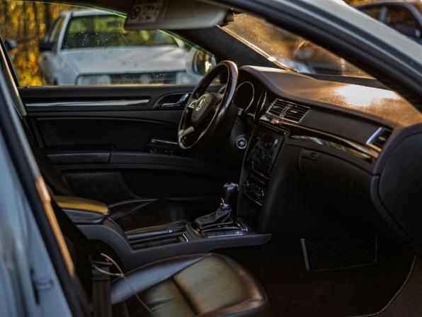 Skoda Superb II Рестайлинг с пробегом 2014 года, цена 900 000 рублей, 283544 км, универсал, Автокод Объявления