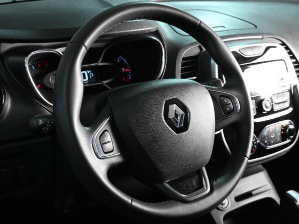 Renault Kaptur I с пробегом 2018 года, цена 1 629 000 рублей, 28647 км, внедорожник, Автокод Объявления