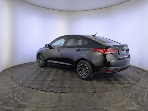 Hyundai Solaris II Рестайлинг с пробегом 2021 года, цена 1 445 000 рублей, 112328 км, седан, Автокод Объявления