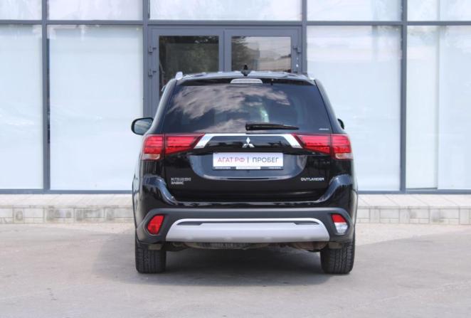 Mitsubishi Outlander III Рестайлинг 3 с пробегом 2019 года, цена 2 630 000 рублей, 68018 км, внедорожник, Автокод Объявления