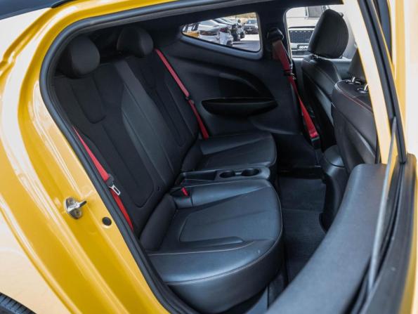 Hyundai Veloster II с пробегом 2019 года, цена 1 895 000 рублей, 64488 км, хэтчбек, Автокод Объявления