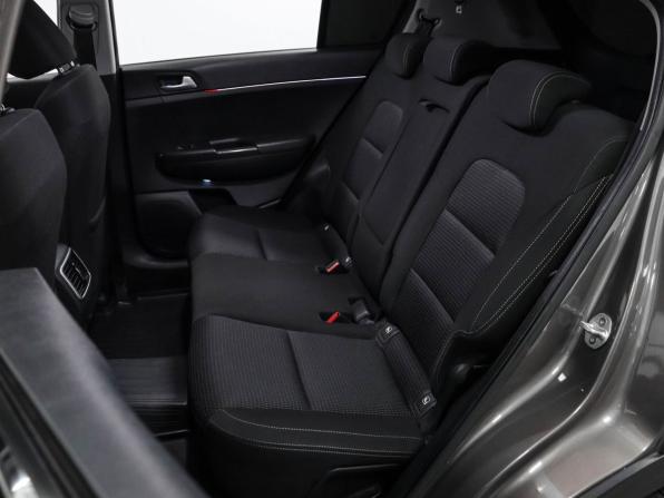 Kia Sportage IV Рестайлинг с пробегом 2018 года, цена 1 899 000 рублей, 172776 км, внедорожник, Автокод Объявления