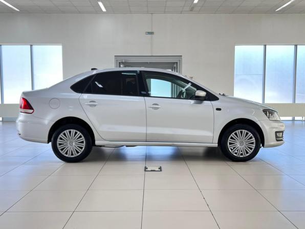 Volkswagen Polo V Рестайлинг с пробегом 2015 года, цена 990 000 рублей, 147000 км, седан, Автокод Объявления
