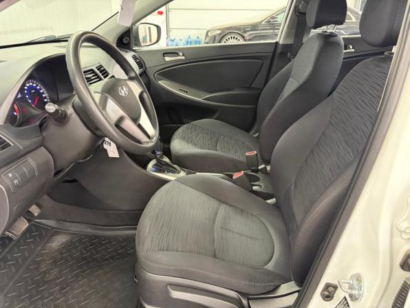 Hyundai Solaris I Рестайлинг с пробегом 2016 года, цена 1 077 000 рублей, 84781 км, седан, Автокод Объявления