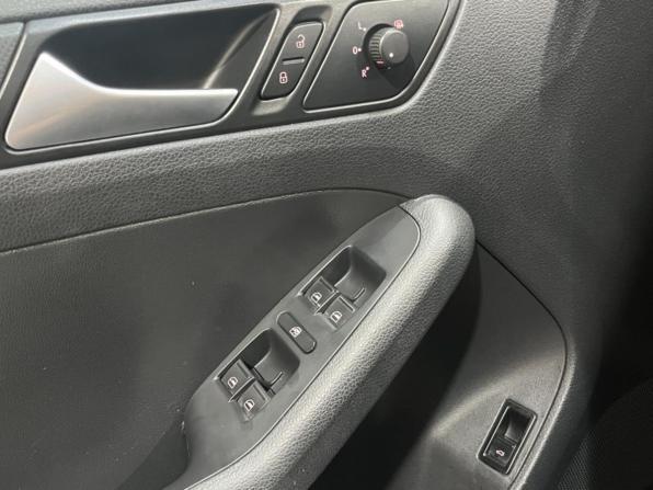 Volkswagen Jetta VI с пробегом 2014 года, цена 894 000 рублей, 259460 км, седан, Автокод Объявления