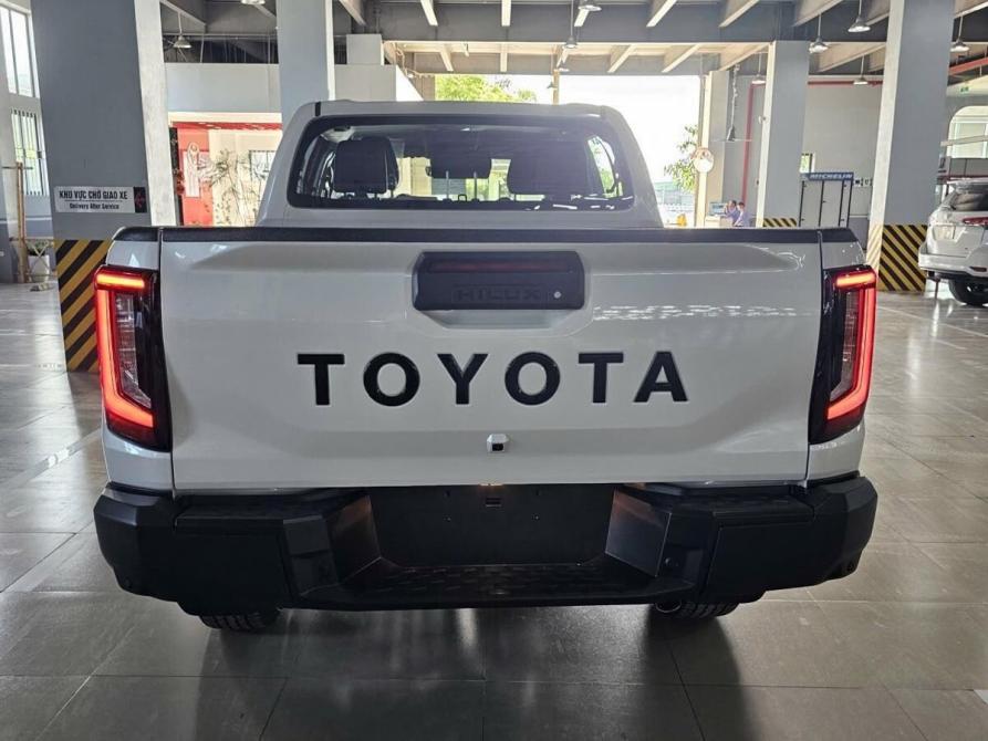 Toyota Hilux IX Самара  - изображение 4
