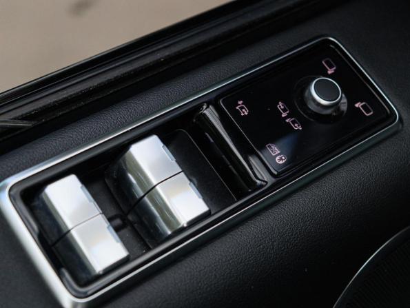 Land Rover Range Rover Sport II Рестайлинг с пробегом 2019 года, цена 5 990 000 рублей, 68060 км, внедорожник, Автокод Объявления